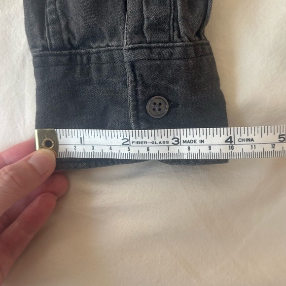 Abercrombie & Fitch Charcoal Button Down Shirt Size Small - Picture 5 of 6